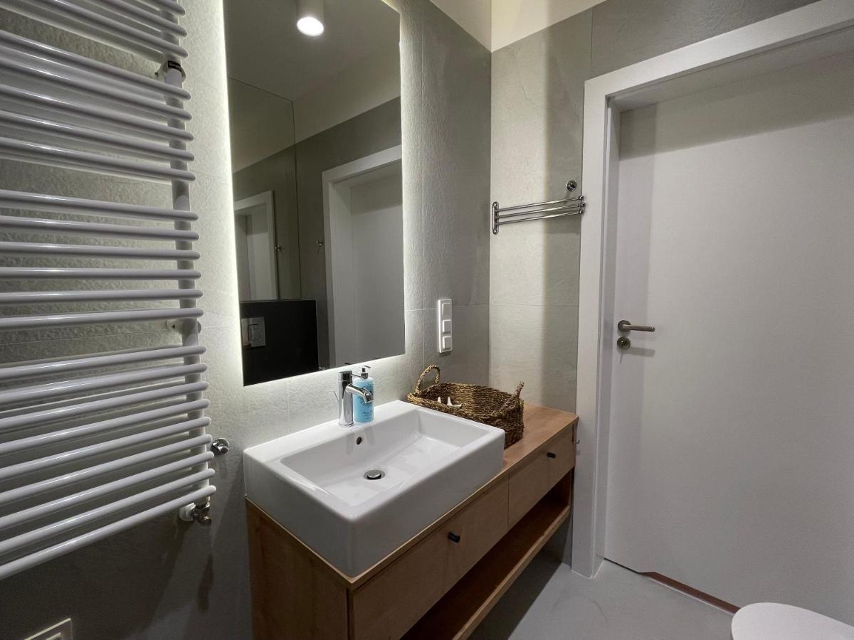 Apartament Morski Widok Nautic Park 51 Darlowko Buitenkant foto