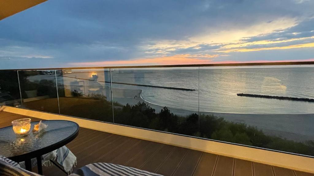 Apartament Morski Widok Nautic Park 51 Darlowko Buitenkant foto