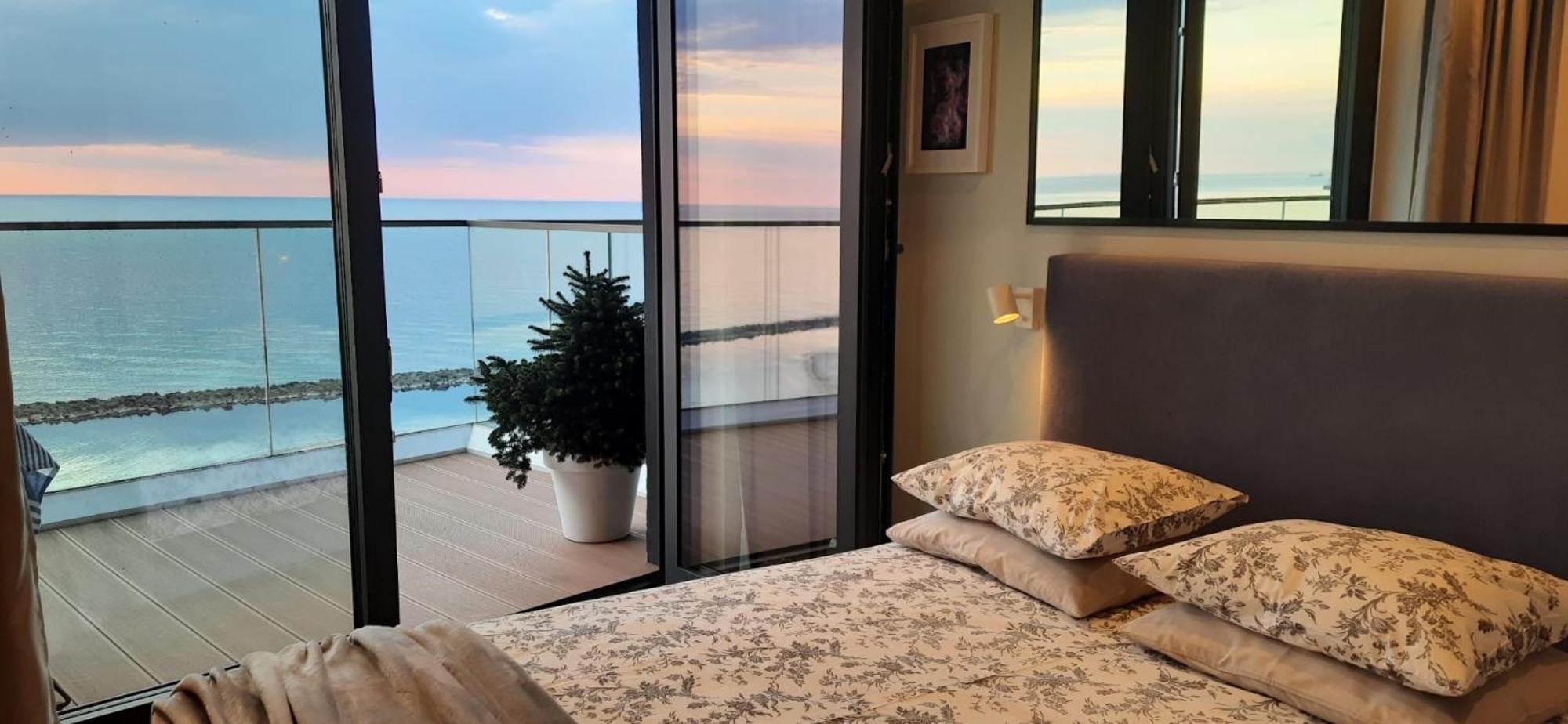 Apartament Morski Widok Nautic Park 51 Darlowko Buitenkant foto
