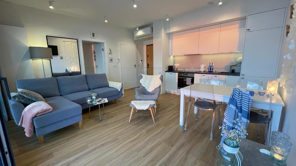 Apartament Morski Widok Nautic Park 51 Darlowko Buitenkant foto